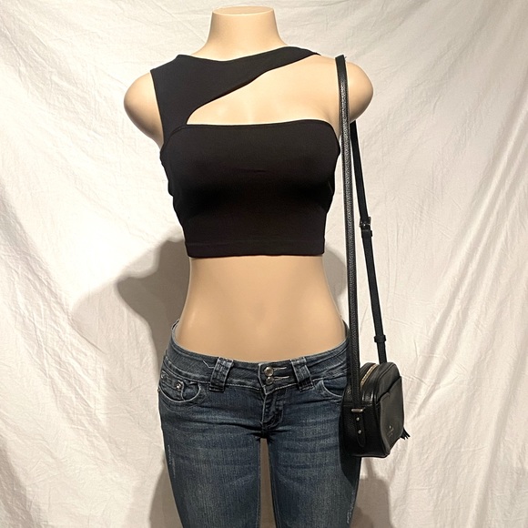 Suzetta Tops - Suzette Collect Crop Top S